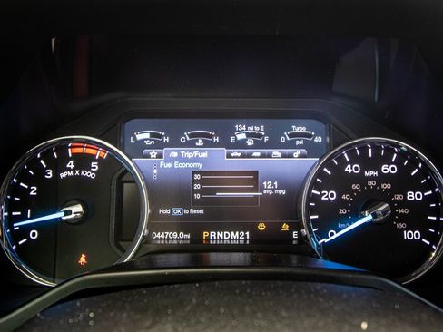 Used 2017 Ford F250 XLT w/ XLT Premium Package image 33