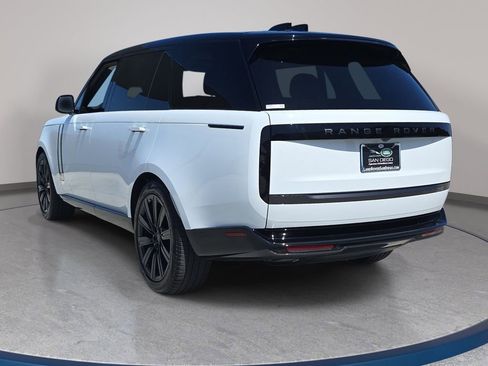 New 2026 Land Rover Range Rover Long Wheelbase SE AWD/4WD image 7