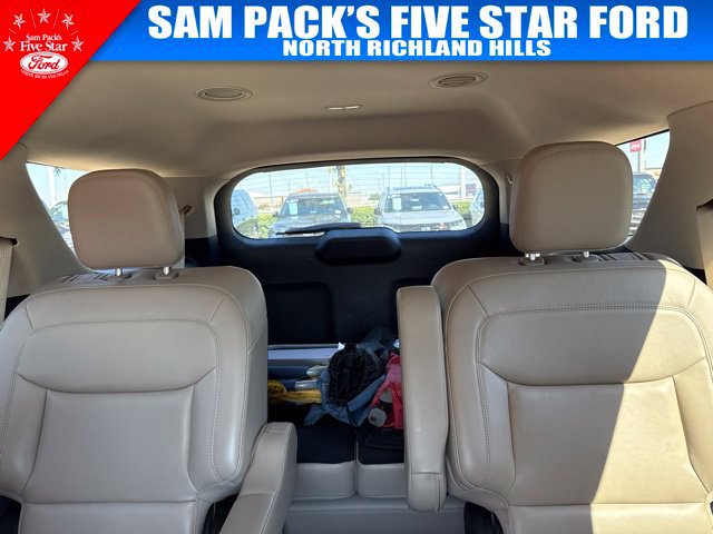 Used 2021 Ford Explorer XLT w/ Equipment Group 202A RWD image 10
