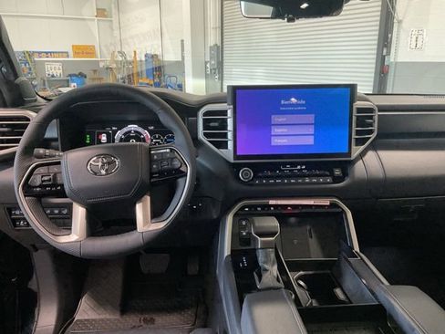 Used 2026 Toyota Sequoia Platinum AWD/4WD image 12