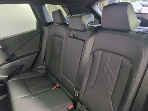 Used 2025 BMW X3 xDrive30i w/ M Sport Package image 27