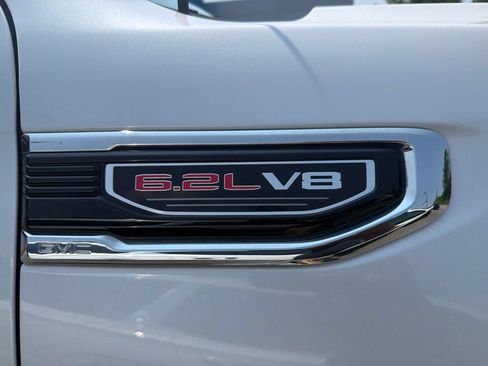 Used 2019 GMC Sierra 1500 Denali w/ Denali Ultimate Package AWD/4WD image 12