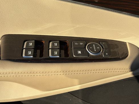 Certified 2020 Kia Sorento LX image 8