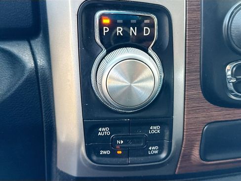 Used 2017 RAM 1500 Laramie image 17