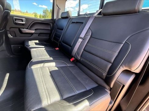 Used 2015 GMC Sierra 2500 Denali w/ Duramax Plus Package AWD/4WD image 20
