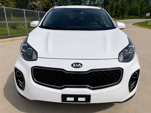 Used 2019 Kia Sportage LX AWD/4WD image 2