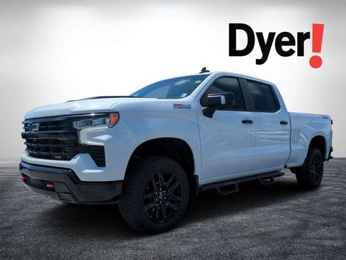 Used 2022 Chevrolet Silverado 1500 LT Trail Boss w/ Convenience Package II AWD/4WD image 8