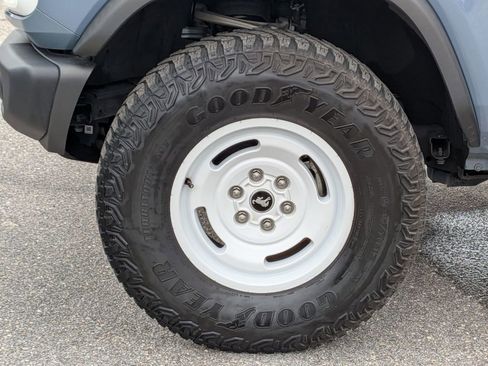 Used 2024 Ford Bronco Heritage Edition AWD/4WD image 12