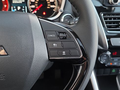 New 2026 Mitsubishi Eclipse Cross SE AWD/4WD image 17