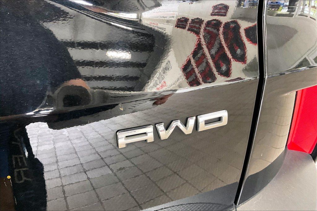 Used 2025 Ford Escape ST-Line Select AWD/4WD image 19
