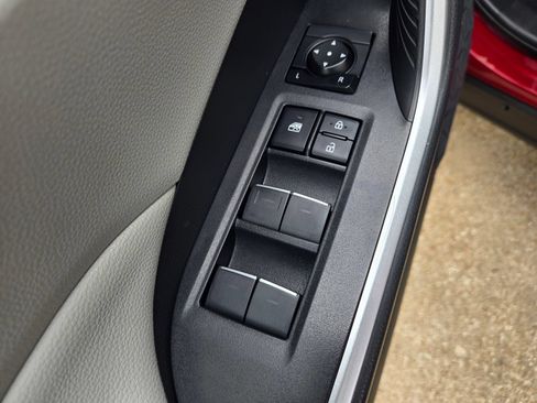 Used 2022 Toyota RAV4 XLE w/ Convenience Package AWD/4WD image 24