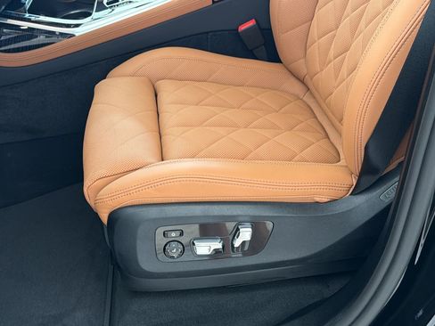 New 2027 BMW X7 xDrive40i w/ Executive Package AWD/4WD image 15