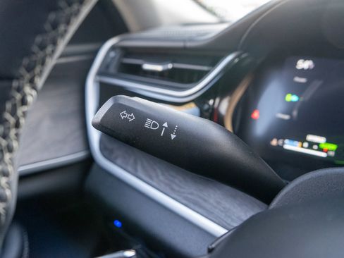 Used 2022 Jeep Grand Cherokee Limited 4xe w/ Luxury Tech Group II image 29