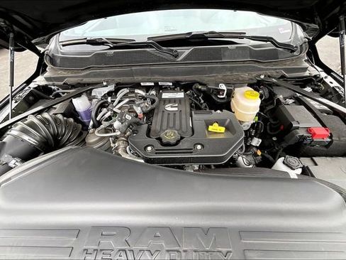 New 2026 RAM 2500 Tradesman w/ Chrome Appearance Group AWD/4WD image 11