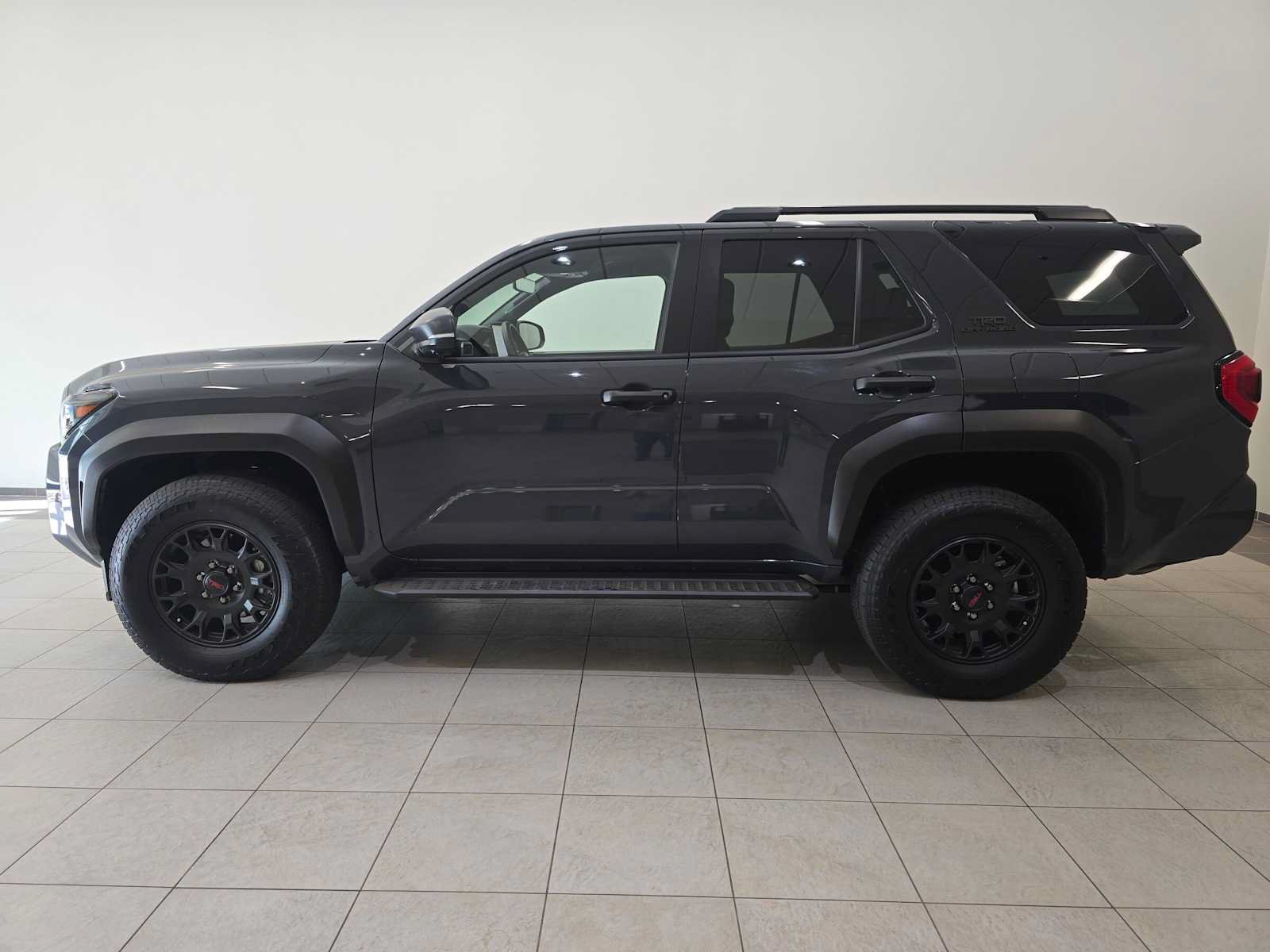 Certified 2025 Toyota 4Runner TRD Off-Road Premium AWD/4WD image 3