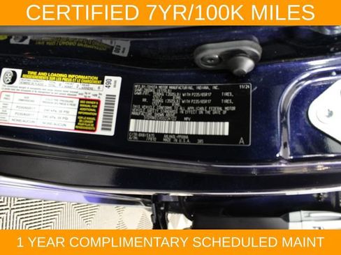 Used 2025 Toyota Sienna XLE FWD image 30