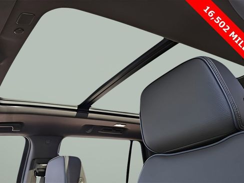 Used 2024 GMC Yukon Denali image 66