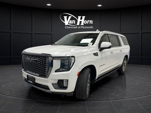 Used 2023 GMC Yukon XL Denali Ultimate image 7