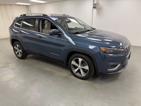 Used 2020 Jeep Cherokee Limited FWD image 7