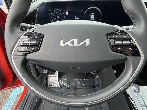 Used 2023 Kia Niro Wave w/ Wave Preserve Package FWD image 20