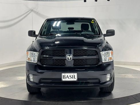 Used 2018 RAM 1500 Express w/ Express Value Package AWD/4WD image 9