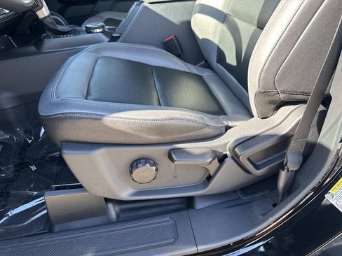 Used 2024 Ford Bronco Big Bend image 12