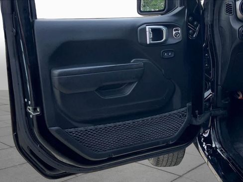 Used 2023 Jeep Wrangler Unlimited Sport AWD/4WD image 21