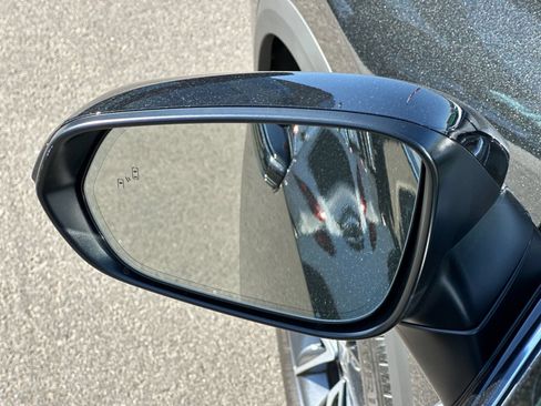 Used 2024 Lexus NX 250 FWD image 9