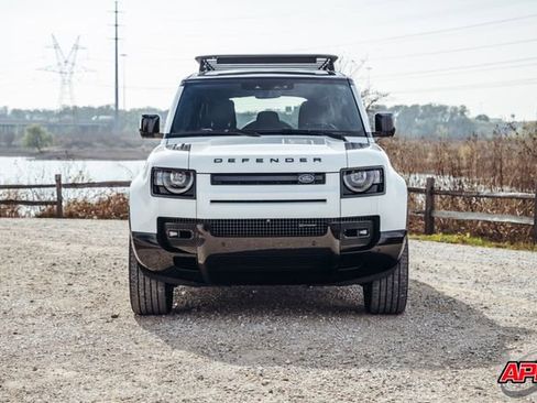 Used 2022 Land Rover Defender 110 X-Dynamic HSE image 13