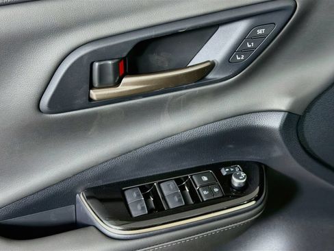 New 2026 Toyota Crown AWD/4WD image 17
