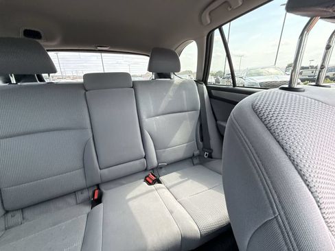 Used 2019 Subaru Outback 2.5i Premium AWD/4WD image 14