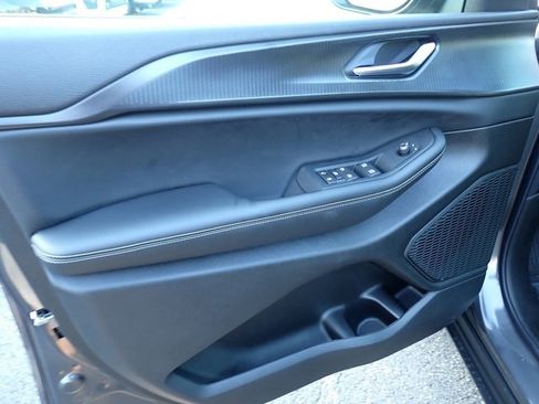 New 2025 Jeep Grand Cherokee Laredo X image 17