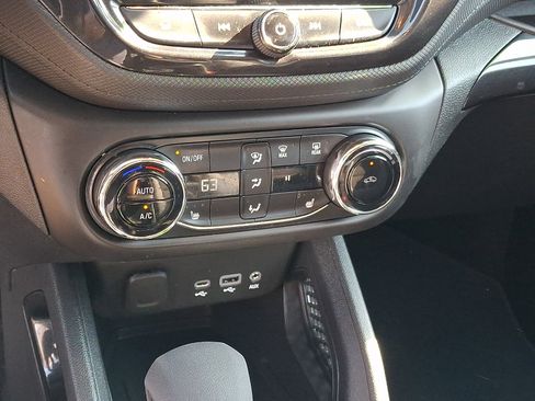 Used 2023 Chevrolet TrailBlazer LT w/ Convenience Package AWD/4WD image 15