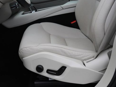 Used 2023 Volvo XC90 B6 Plus w/ Protection Package Premier AWD/4WD image 11