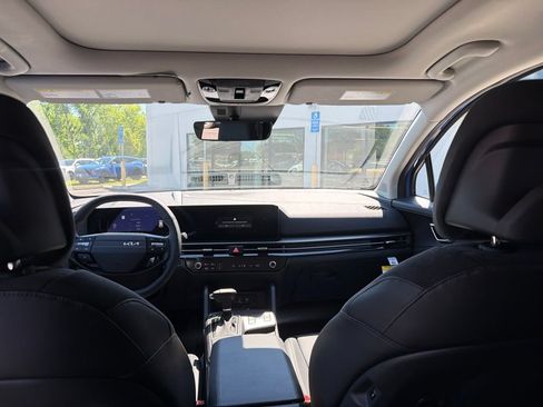 New 2026 Kia Sportage SX FWD image 22