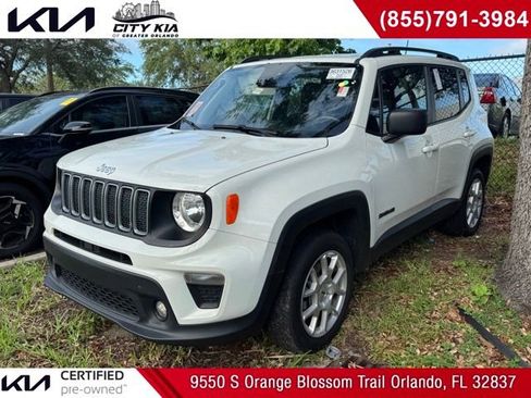 Used 2022 Jeep Renegade Latitude w/ Convenience Group AWD/4WD image 1