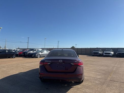 Used 2024 Nissan Sentra SV w/ SV Premium Package FWD image 22