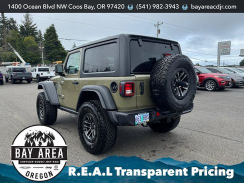Used 2025 Jeep Wrangler Sport AWD/4WD image 8