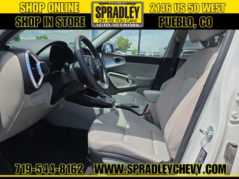 Used 2023 Kia Soul LX FWD image 6