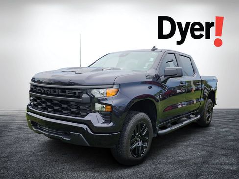 Used 2024 Chevrolet Silverado 1500 Custom Trail Boss w/ Turbomax Blackout Package AWD/4WD image 8