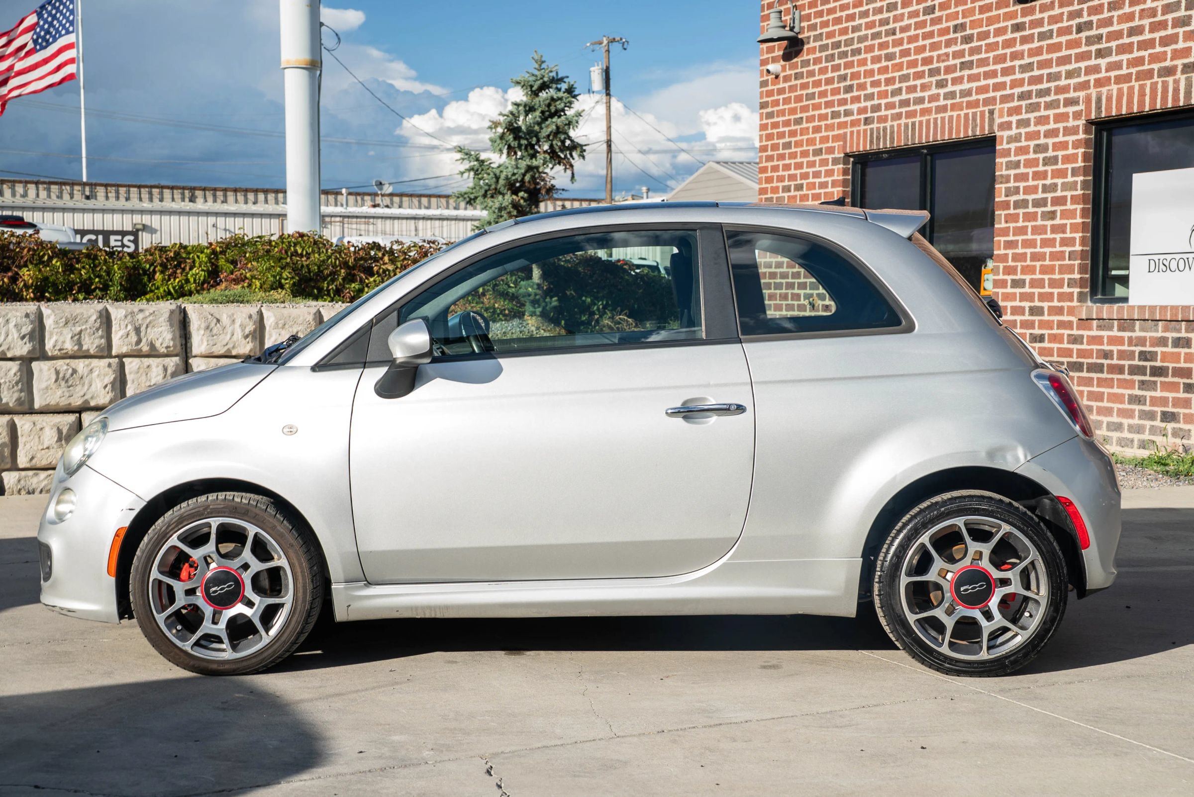 Used 2012 FIAT 500 Sport w/ Safety & Sound Pkg FWD image 3