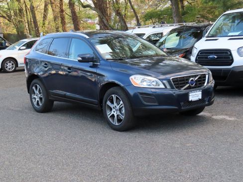 Used 2013 Volvo XC60 T6 image 22