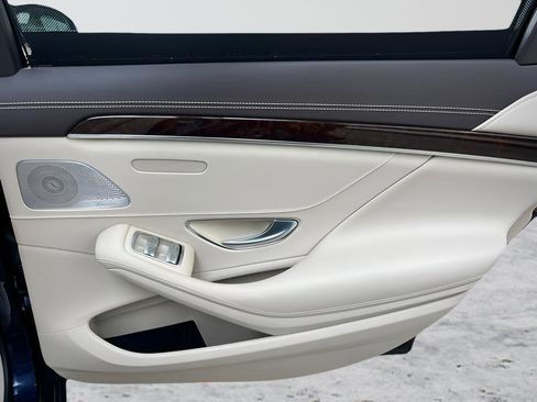Used 2018 Mercedes-Benz S 560 S 560 image 33