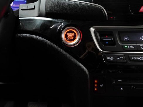 Used 2022 Honda Pilot Touring image 24