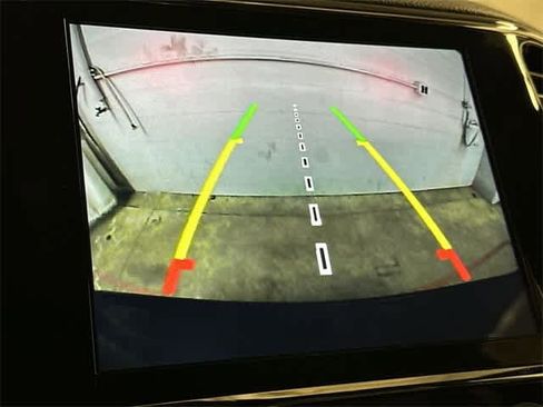 Used 2021 Jeep Grand Cherokee Laredo X image 13