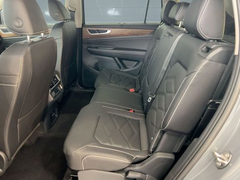 New 2026 Volkswagen Atlas SE image 15
