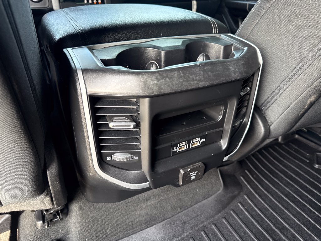 Used 2020 RAM 1500 Big Horn AWD/4WD image 18