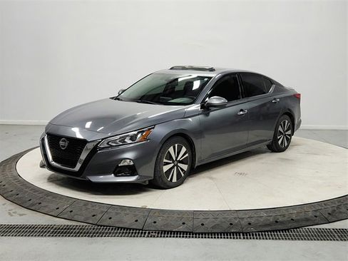 Used 2020 Nissan Altima 2.5 SL image 3