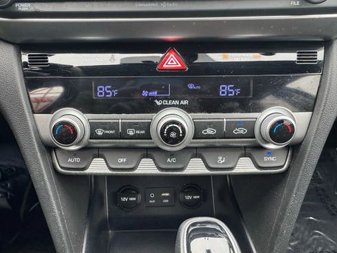 Used 2020 Hyundai Elantra SEL w/ Cargo Package (C1) image 25