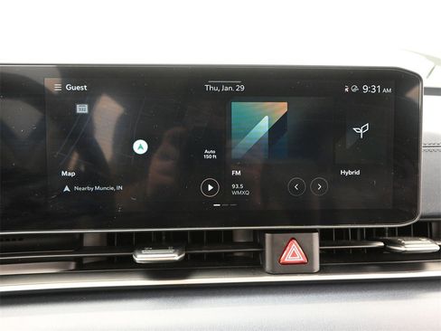 Certified 2025 Kia Carnival EX image 24